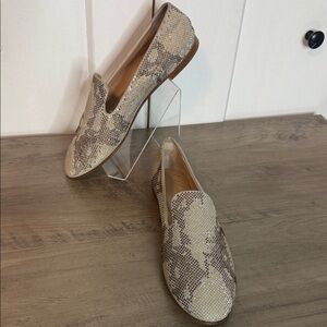 Giuseppe Zanotti Beige Snakeskin Rhinestone Encrusted Leather Loafers 39 / US 8